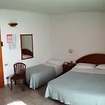 Eden Hotel 3*